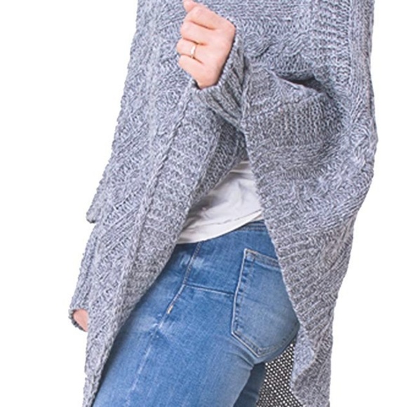 Knitted Sweater Cape/Ponch w/Fingerless Gloves - Picture 5 of 7